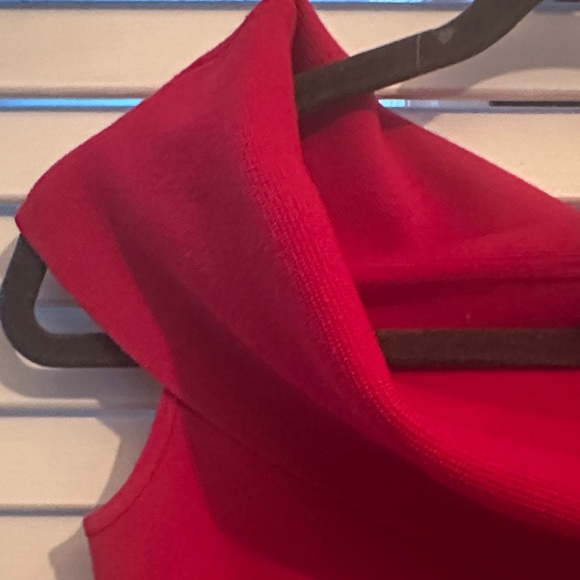 Ann Taylor Scarlet Off-Shoulder Top - Picture 3 of 7
